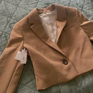 Aritzia Wilfred La Paz Cropped Blazer